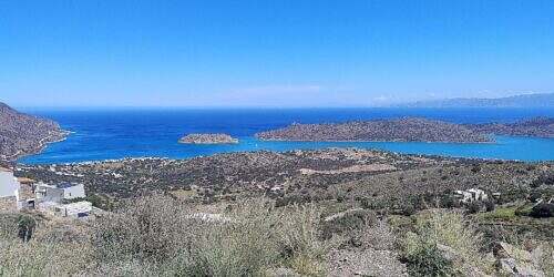 Walross-wälzen im wilden Ost-Kreta